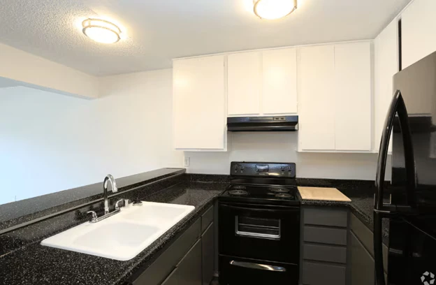 1 Bed 1 Bath Classic 2383-020 floor plan